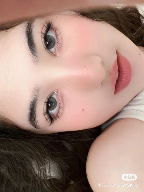 Blush Placement, Anime Lashes, Makeup Anime, Bentuk Alis, Light Makeup Looks, Soft Makeup Looks, Doll Eye Makeup, Makeup Accesories, Ethereal Makeup