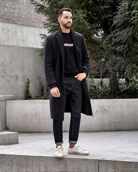 #ootd color palette: 🕶🦓🎱📓🕴🏻 Erik Forsgren, Instagram People, Mens Casual Outfits, Modern Man, Casual Wear, Men Casual, Normcore, Casual Outfits, Street Style