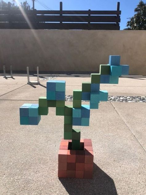 Blue Orchids Minecraft, Blue Orchid Minecraft, Minecraft Diy Decor, Flower Minecraft, Diy Minecraft Decorations, Minecraft Diy Crafts, Minecraft Room Decor, Minecraft Diy, Blue Orchid Flower