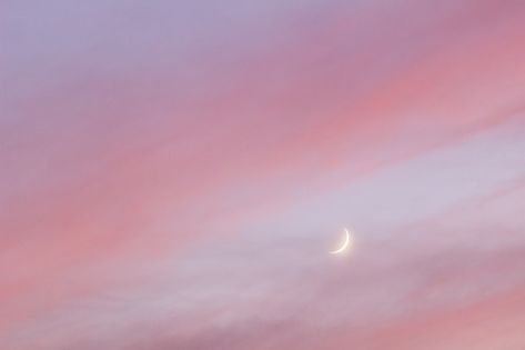 meme-xx: Moon (Oct. 30 2019) Pink Moon Wallpaper, Spiritual Angels, Pink Macbook, Rosé Aesthetic, Macbook Wallpaper, Sunset Wallpaper, Oct 30, Borderlands, Pink Sky