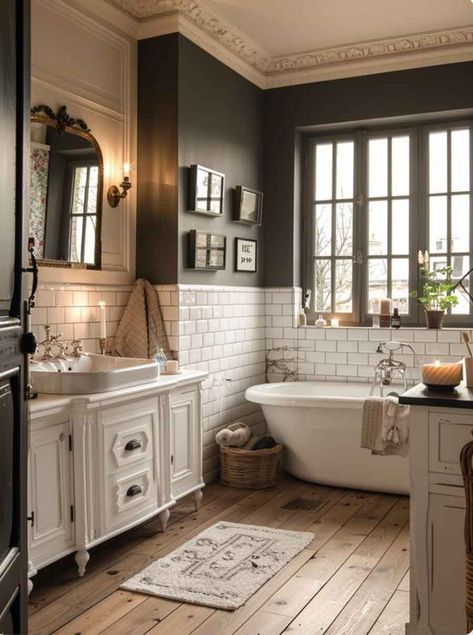 Coquette Bathroom Ideas to Indulge in a Parisian Chic Relax Time (from Simple to Luxury) - The Mood Guide Modern Shabby Chic Bathroom, French Bathroom Decor Vintage, Parisian Style Bathroom, Coquette Bathroom, English Cottage Bathroom, Parisian Bathroom, Dream Flat, French Bathroom, Holly House