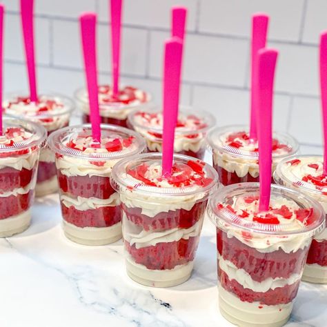 Cake Jars Photography, Valentines Dessert Cups, Valentines Day Party Desserts, Red Velvet Cups, Valentine’s Day Desserts To Sell, Red Velvet Cake Cups, Cake Parfait Cups, Cake Cups Ideas, Valentines Day Dessert Table