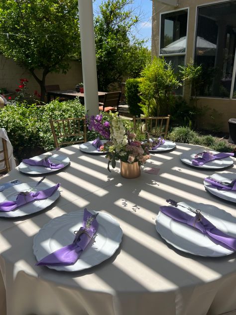 Graduation Party Ideas Purple, Purple Graduation Party Ideas, Purple Grad Party, Graduation Party Purple, Purple Graduation Party, Planning 2024, Grad Party Theme, Graduation Party Planning, Purple Theme