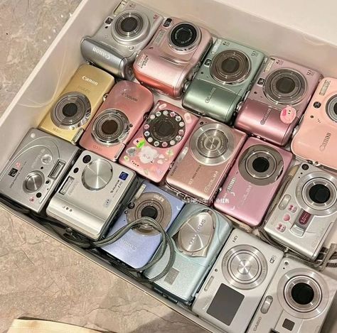 Digital Camera Collection, Pastel Pink Coquette, Digi Camera, Digital Aesthetic, Digi Cam, Best Digital Camera, Cute Camera, Retro Gadgets, Camera Digital