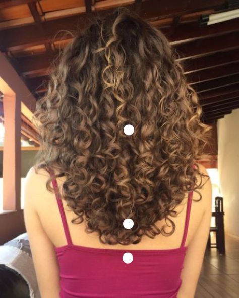 2c 3a Curly Haircut, Haircuts For Wavy Curly Hair Medium, Curly Haircut Side Part, U Shape Curly Hair, Naturally Curly Hair With Layers, Medium Length Haircut Curly Hair Layers, Oval Curly Haircuts, Curl Haircuts For Women, U Shaped Haircut Curly Hair