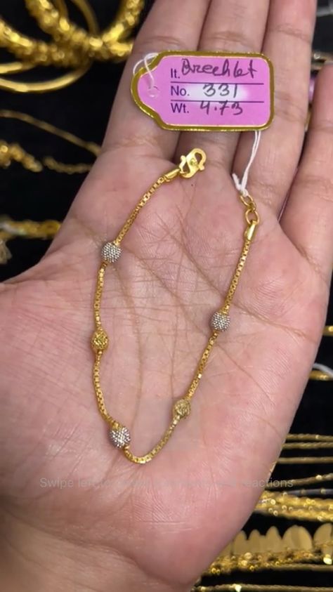 Braclet Designs For Girls Gold, Kodi Design, Stylish Jewelry Accessories, Simple Necklace Designs, Bridal Jewelry Sets Brides, Gold Bracelet Simple, Latest Bracelets, New Gold Jewellery Designs, Gold Ornament