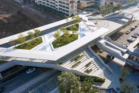 Pedestrian Bridge Design, Urban Design Concept, Linear Park, Urban Landscape Design, Architecture Concept Diagram, Pedestrian Street, Bridge Design, Pedestrian Bridge, City Design