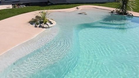 Piscina Laguna, Ideas De Piscina, Beach Entry Pool, Build Your House, Casa Country, Piscina Natural, Dream Yard, Dream Pools, Have Inspiration