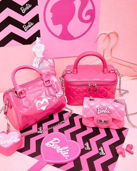 Barbie Limited Edition, Barbie Series, Barbie Cartoon, Pretty Pink Princess, Pink Life, Fashion Barbie, Malibu Barbie, Black Barbie, Barbie Accessories