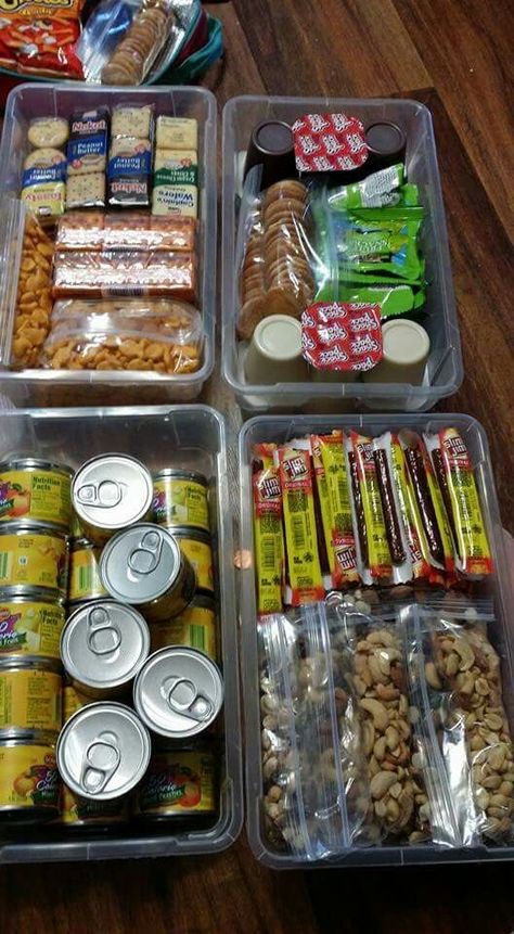 Meals For Working On The Road, Husband Snacks For Work, Snacks For Husband At Work, Fridge Snacks For Adults, Packaged Snacks For School, Bedside Snacks, Healthy Snack Station, Healthy Snack Drawer, Man Snacks