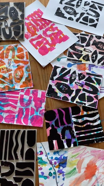 Kindergarten Printmaking, Projects To Do With Kids, Kids Printmaking, Colourful Paintings, Printing Blocks, Foam Shapes, Diy Kids Toys, Elementary Art Projects, Mom Art