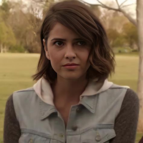 Malia Hale, Wolf Cut Hair, Malia Tate, Shelley Hennig, Hair Png, Wolf Cut, Cut Hair, Pixie Hairstyles, Teen Wolf