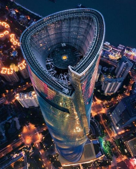 Shanghai Tower Facts and Information - The Tower Info Shanghai World Financial Center, Shanghai Skyline, Shanghai Tower, Shanghai City, Modern Small House Design, Skyscraper Architecture, Art Deco Buildings, Changsha, Amazing Buildings