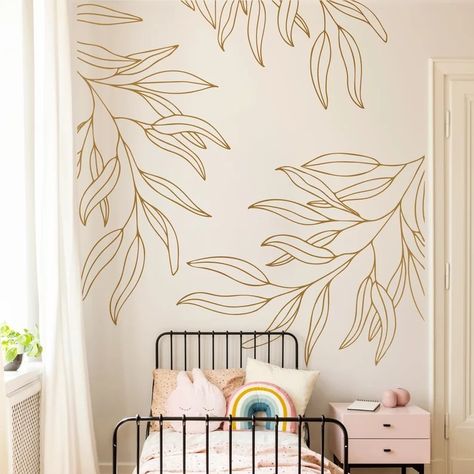 Minimalist Stencil Wall Art, Wall Drawing Ideas Bedroom, Floral Apartment, Drawing Corner, Salon Goals, Wall Drawing Ideas, Happy Decor, Floral Line Drawing, Wall Drawings