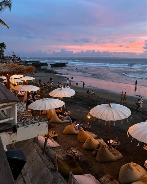 Bali archive. Forever a sunset girl🌅 #labrisa #canggu #bali Bali Aesthetic, Mind Movie, Bali Baby, Happy Birthday Clip, Bali Sunset, Birthday Clip, Sunset Girl, Rustic Restaurant, Birthday Clips