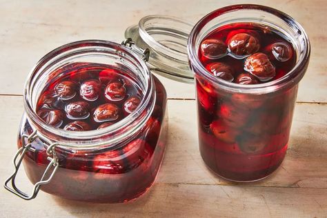 Cherry Bounce Recipe Cherry Bounce Moonshine Recipe, Cherry Bounce Recipe, Boozy Cherries, Blackberry Liqueur Recipes, Cherry Bounce, Bourbon Recipes, Eat Me Drink Me, Lemon Vodka, Bing Cherries