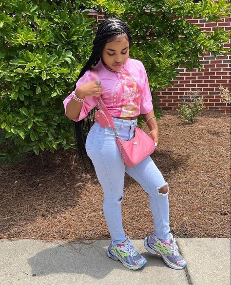 Baddie Blue Jeans Outfit, Pink Balenciaga Runners Outfit, Blue Balenciaga Sneakers Outfit, Balenciaga Outfit Black Women, Pink Balenciaga Outfit, Pink Balenciaga Sneakers Outfit, Balenciaga Runners Outfit, Balenciaga Sneakers Outfit, Balenciaga Outfit