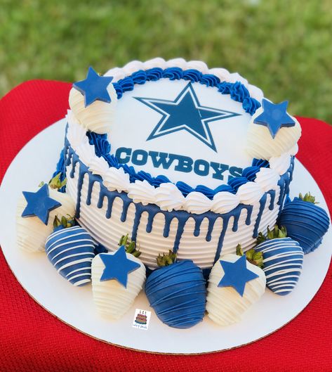 Dallas Cowboys Birthday Cake, Grandpa Birthday Cake, Dallas Cowboys Birthday Party, Nfl Cake, Dallas Cake, Dallas Cowboys Wedding, Cowboys Cake, Cowboy Birthday Party Decorations, Dallas Cowboys Cake