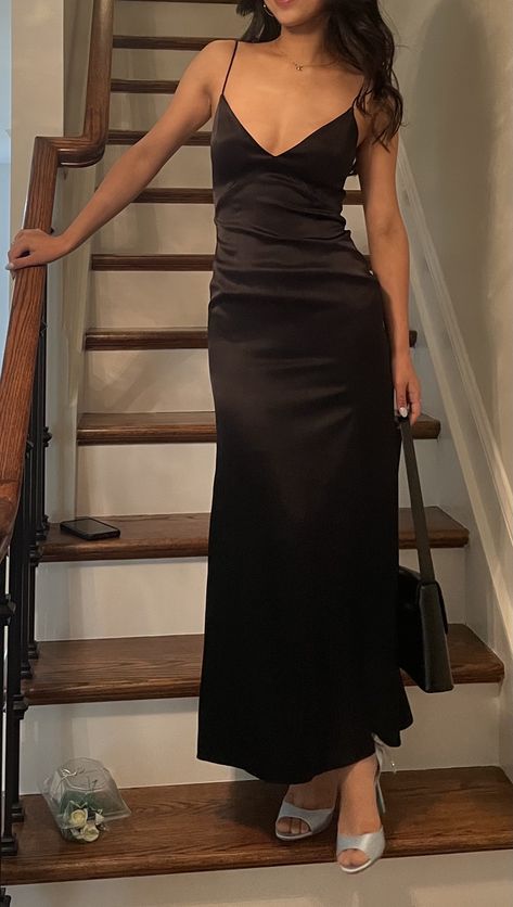 Silk Black Dress Long, Silk Formal Dress Classy, Black Silk Dress Formal, Black Silk Dress Aesthetic Long, Long Sleek Black Dress, Prom Dresses Ankle Length, Sleek Black Dress Classy, Casual Prom Dress Simple, Black Slip Dress Prom