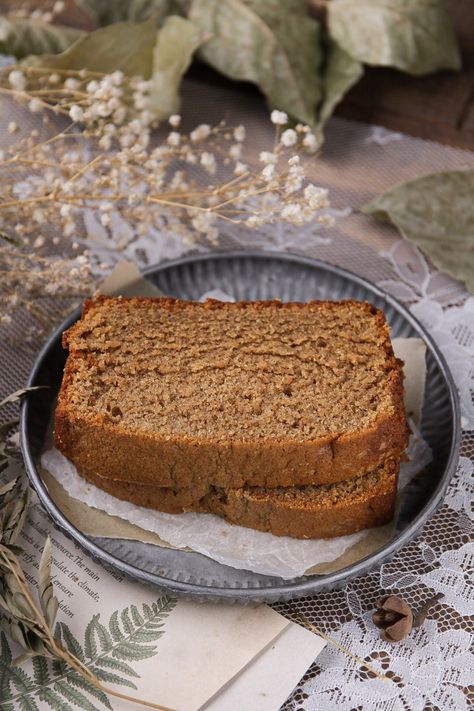 Dark Brown Sugar Buttermilk Spice Loaf - Beat Bake Eat Buttermilk Loaf Cake, Spice Loaf, Cooking Therapy, Snacking Cake, Brown Sugar Cakes, Dark Brown Sugar, Loaf Cakes, Cream Cheese Pound Cake, Fun Baking