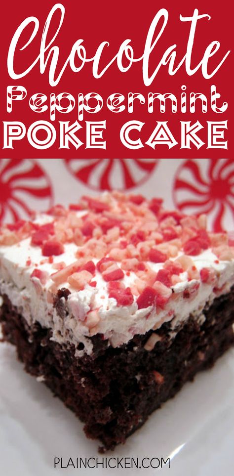 Chocolate Peppermint Poke Cake - AMAZING!!!! Only 6 ingredients - chocolate cake mix, hot fudge sauce, condensed milk, cool whip and peppermint crunch chips. Great for a crowd. Tastes like Christmas! Everyone always asks for the recipe! Peppermint Poke Cake, Best Chocolate Cheesecake, Peppermint Crunch, Peppermint Dessert, Peppermint Recipes, Peppermint Cake, Hot Fudge Sauce, Poke Cake Recipes, Cake Chocolat