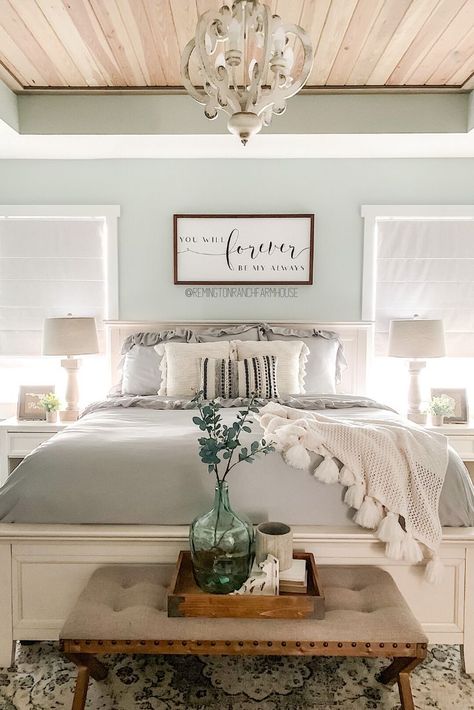 Coastal Farmhouse Master, Bedroom Ideas Dark Furniture, Bedroom Ideas Dark, Photowall Ideas, Bedroom Ideas For Couples, Bedroom Ideas For Couples Modern, Modern Farmhouse Bedroom, Budget Bedroom, Farmhouse Master