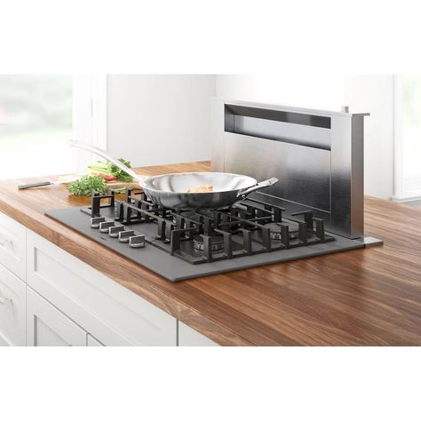 Cook a variety of meals with consistent results using this Bosch Benchmark sealed gas burner cooktop. The five burners have defined power levels for precise flame adjustment, while the heavy-duty grates are dishwasher-safe for easier maintenance. This Bosch Benchmark sealed gas burner cooktop features a flame failure safety device to prevent gas leakage. Kitchen Island With Cooktop, Bosch 800 Series, Gas Stove Top, Gas Cooktop, Gas Burners, Electric Stove, Cooktops, Induction Cooktop, Gas Stove