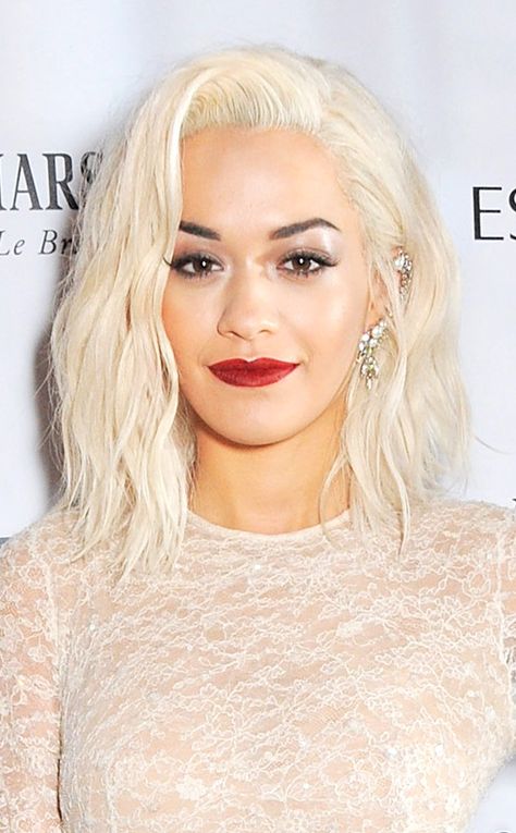 Rita Ora Platinum Blond Hair Olive Skin Blonde Hair, Cream Blonde Hair, Ice Blonde Hair, Platinum Blonde Hair Color, Color Rubio, White Blonde Hair, Bleach Blonde Hair, Ice Blonde, Cool Blonde Hair