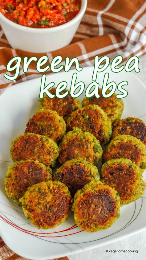 Green Peas Recipes Indian, Green Pea Recipes, Peas Recipe Indian, Meal Board, Green Peas Recipes, Peas Recipes, Pea Snacks, Legumes Recipes, Pea Fritters