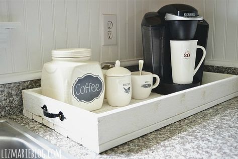 So darn cute and seems very simple to make! - tutorial on lizmarieblog Tea Station, Coffee Tray, Home Coffee Stations, Coffee Corner, Coffee Station, Trendy Kitchen, Wood Tray, Counter Top, Rustic Diy