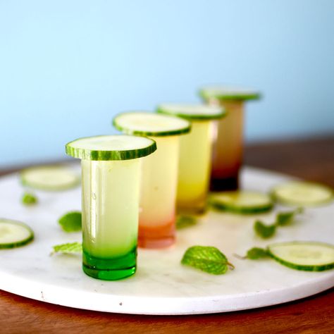 Cucumber Shots Recipe, Cucumber Shots, Tequila And Lemonade, Cool As A Cucumber, Shots Alcohol, Southern Recipes Soul Food, Easy Drink Recipes, Shot Recipes, Easy Drinks