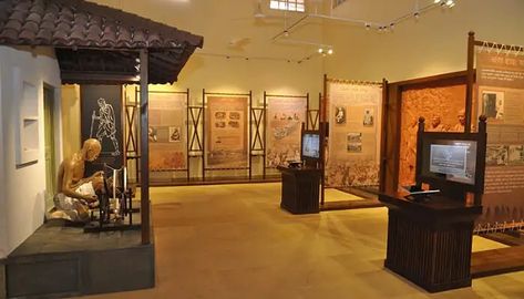 Life Of Mahatma Gandhi, Salt March, Sabarmati Ashram, Swadeshi Movement, India Information, About India, India Independence, History Of India, Living Museum