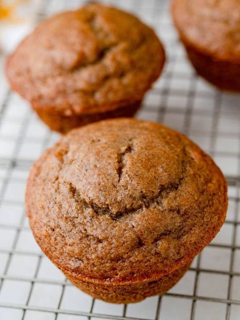 Easy Applesauce Muffins, Apple Walnut Muffins, Applesauce Muffin Recipe, Easy Applesauce, Buttermilk Muffins, Raisin Muffins, Beautiful Baking, Walnut Muffins, Applesauce Muffins