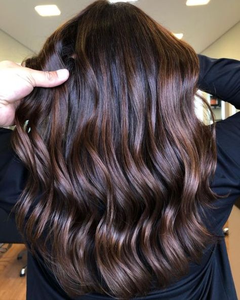 Dark Brown Hair with Milk Chocolate Balayage Milk Chocolate Hair, Chocolate Brown Hair Ideas, Chocolate Balayage, Chocolate Blonde, Brown Hair Ideas, Dark Chocolate Hair, Dark Chocolate Brown Hair, Anna Hair, Brown Hair Color Ideas