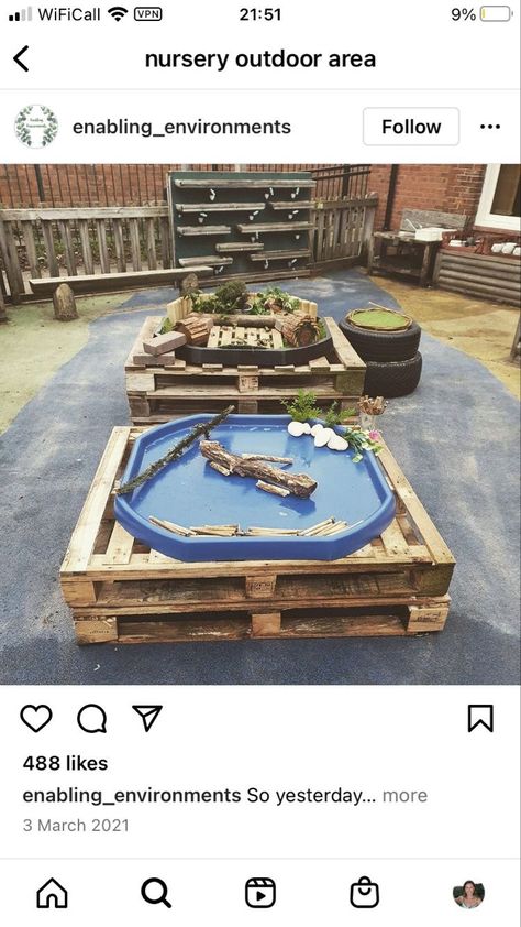 Eyfs Forest School Area, Pallet Play Area, Nursery Pallet Ideas, Eyfs Playground Ideas, Eyfs Outside Area Ideas, Outdoor Play And Learning, Kindergarten Yard Ideas, Reggio Outdoor Play Spaces, Outdoor Area Ks1