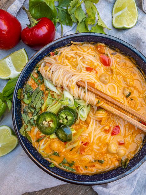 Thai Red Curry with Chickpeas & Rice Noodles - Sara Sullivan Vegetarian Red Curry, Thai Red Curry Soup, Curry With Chickpeas, Red Curry Noodle Soup, Curry And Rice, Vegetarian Thai, Chickpea Soup, Vegetarian Curry, Curry Soup