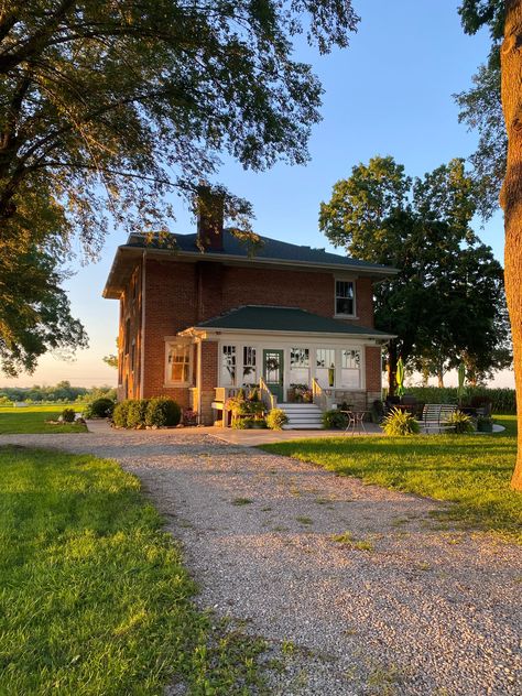 Green Acres at Red Brick Farmhouse Camping | Higginsville, MO Red Brick Country House, Red Brick Farmhouse Exterior, Farmhouse With Brick, Old Brick Farmhouse, Red Brick Farmhouse, Brick Farmhouse Exterior, Country House Exterior, Brick Farmhouse, Porch Doors