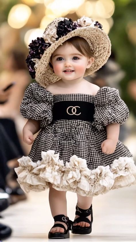 LittleClassics | Food-Themed Baby Fashion Show #cute #fashion #baby #AI #runway #viral #fashionweek #kids #bebe #babyfashion#animals#베이비패션쇼 | Instagram Baby Fashion Show, Diamond Car, Baby Animal Videos, Cute Cat Illustration, Baby Fashionista, Baby Couture, Jade Plants, Newborn Babies, Baby Models