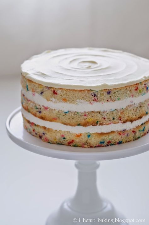 Naked Funfetti Layer Cake  Naked Funfetti Layer Cake naked funfetti layer cake - funfetti cake filled with whipped cream and topped with cream cheese frosting  #naked #naked-cake #nakedcake #seminakedcake #cakecentral Funfetti Layer Cake, Heart Baking, Tiger Cake, Cakes To Make, Naked Cakes, Zucchini Cake, Cake Central, Funfetti Cake, Round Cake Pans