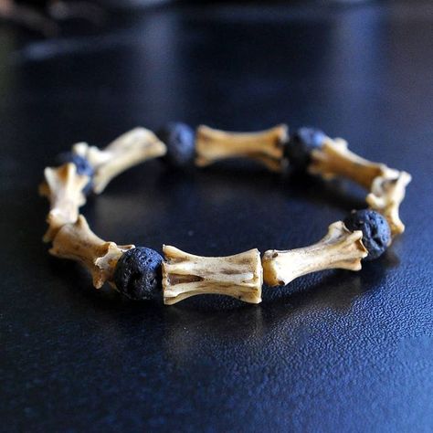 Umay Designs on Instagram: “New in Etsy store🖤 Bones and volcanic lava beads together✨ Unisex bracelet” Bracelet Gothic, Jewelry Witchcraft, Resin Art Jewelry, Bones Bracelet, Art Bracelet, Lava Bead Bracelet, Wearable Art Jewelry, Bone Art, Bone Jewelry