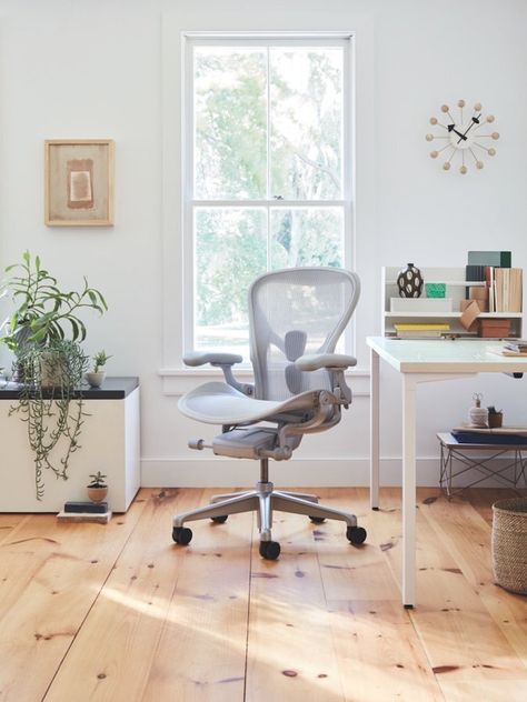 7 Sustainable Office Chairs That Will Give You The Support You Need Knoll Chairs, Best Ergonomic Office Chair, Miller Homes, Comfortable Office Chair, Best Office Chair, Work Chair, Best Office, Plywood Furniture, Ergonomic Office Chair