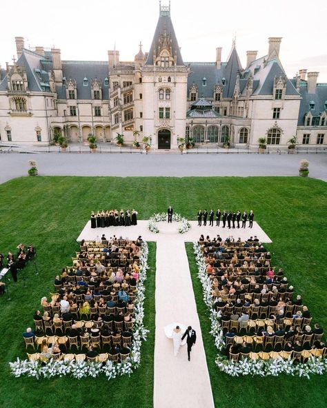 Chats • Instagram Aaron Carpenter Wedding, Biltmore House Wedding, French Mansion Wedding, Huge Wedding Reception, Royal Garden Wedding, Royal Wedding Venue, French Castle Wedding, Bride Era, Money Wedding