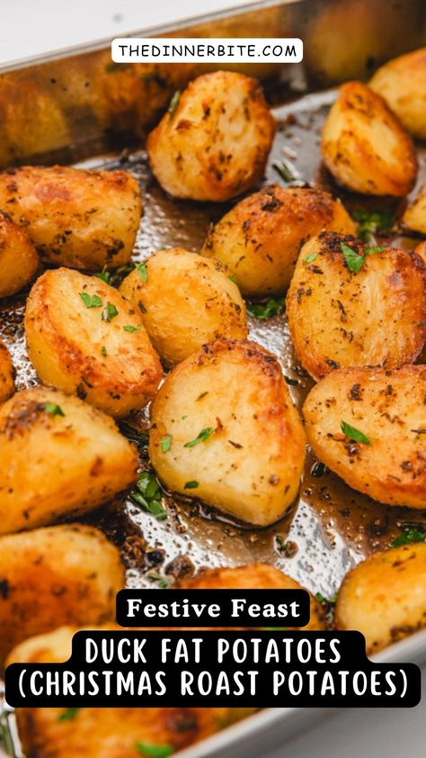 Indulge in the ultimate holiday side dish with our mouthwatering Duck Fat Potatoes (Christmas Roast Potatoes) recipe! Made with high-quality duck fat, these potatoes are crispy on the outside and tender on the inside. A true crowd-pleaser, they'll have everyone coming back for seconds. Discover the secret to making your Christmas dinner unforgettable with The Dinner Bite. Christmas Roast Potatoes, Duck Fat Potatoes Recipes, Christmas Dinner Healthy, Christmas Duck Recipes, Christmas Potato Side Dishes, Christmas Dinner Recipes Sides, Potatoes For Christmas, Duck Fat Roasted Potatoes, Whole Chicken Marinade