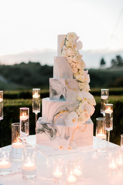 Pelican Hill Wedding, Pelican Hill, Pretty Wedding Cakes, Dream Wedding Cake, Luxury Wedding Cake, Hill Wedding, Modern Wedding Cake, Elegant Wedding Cakes, Future Wedding Plans