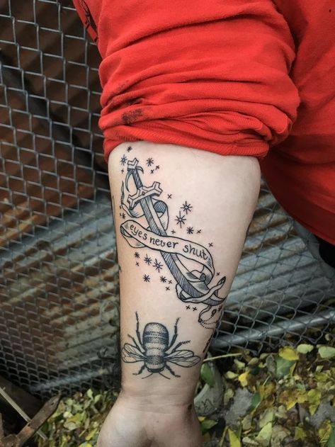 Critical Role Tattoo, Smiling Face, Critical Role, Body Mods, Smile Face, Future Tattoos, Reign, Geometric Tattoo, Tatting