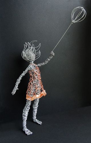 Hold On To Your Dream Wire Sculpture - front | by Ruth Jensen Drátěná Socha, Wire Doll, Stylo Art, Fantasy Wire, 3d Pen Art, Art Fil, Illustration Kunst, Wire Art Sculpture, Art Wire