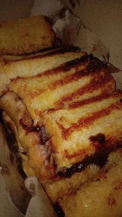 Pap Rotibakar, Pap jajanan, Pap jajanan manis, Roti Bakar Coklat Keju Strawberry, Pap Makanan Enak. Roti Bakar, French Toast, Toast, Collage, Pins, Quick Saves, Kawaii