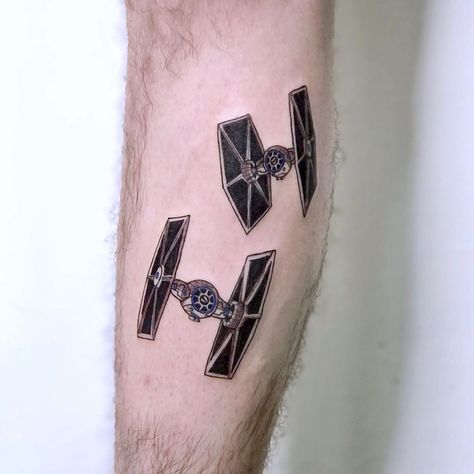 Star Wars spaceship Tie Fighter Tattoo, Stormtrooper Tattoo, Spaceship Tattoo, Montreal Tattoo, Falcon Tattoo, Fighter Tattoo, Nerdy Tattoos, Tattoos Infinity, Geek Tattoo