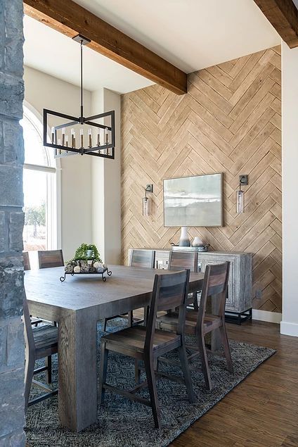 Herringbone Accent Wall, Diy Kast, Dining Room Accent Wall, Tile Accent Wall, Herringbone Wall, Wood Plank Walls, Room Accent Wall, Dining Room Accents, Wood Dining Room