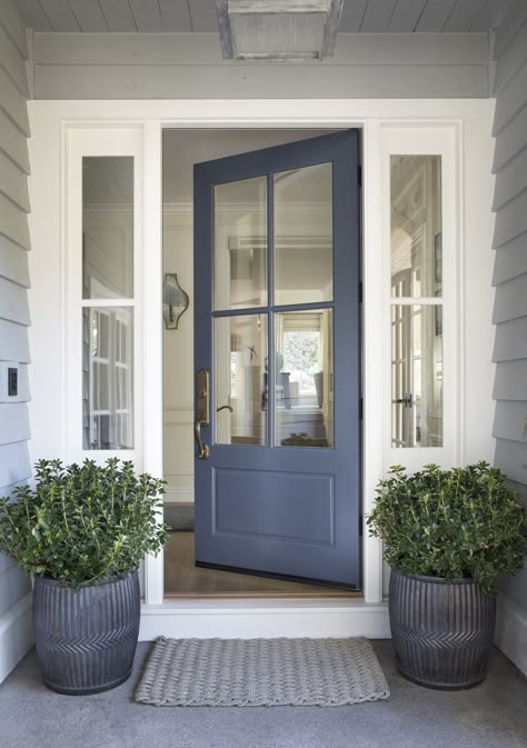 Kathleen Burke Design Orinda Update Coastal Home Entrance, Coastal Front Door Colors, External Doors Entrance, Colourful Front Doors, Provia Doors, Coastal Front Door, Kathleen Burke, Creative Front Door, Burke Design